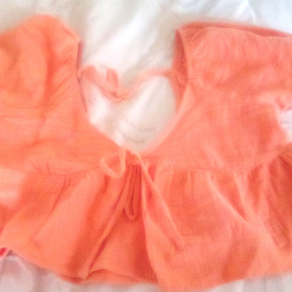 SUMMER TOP
